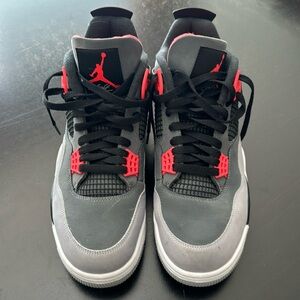 Jordan Men's Gray and Red Sneakers